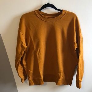 LULULEMON CREWNECK